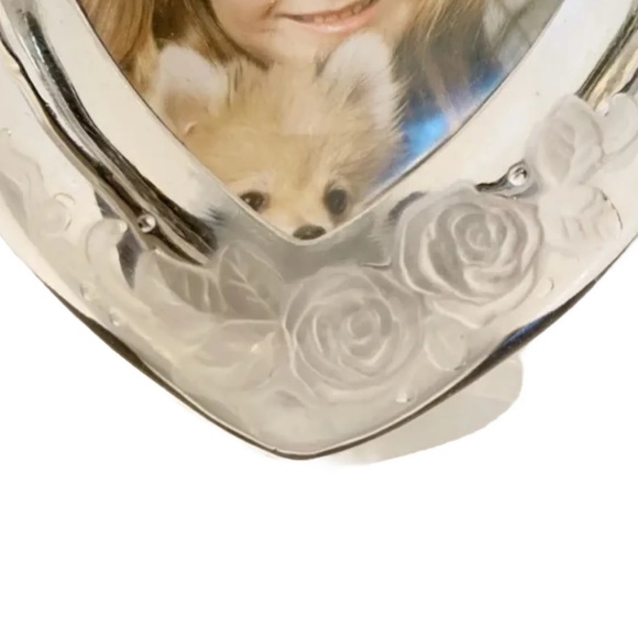 Vintage 24% Lead Crystal Photo Frame Heart Etched Flowers Clear Wedding Picture - Picture 4 of 11